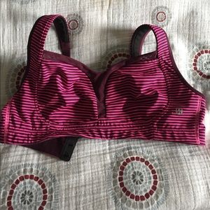NWOT Lululemon sports bra