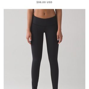Lulu lemon black wunder under