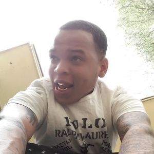 Meet your Posher, Deandre