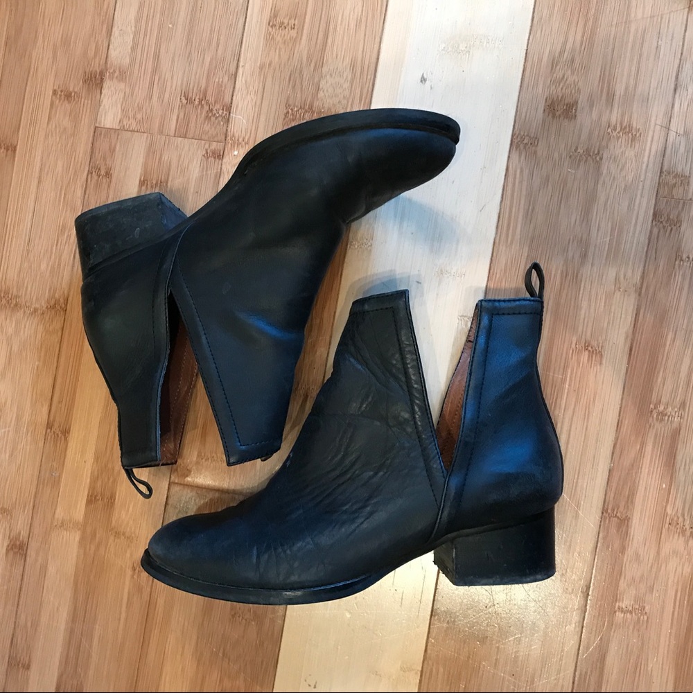 Jeffrey Campbell Black Oreilly boot 9