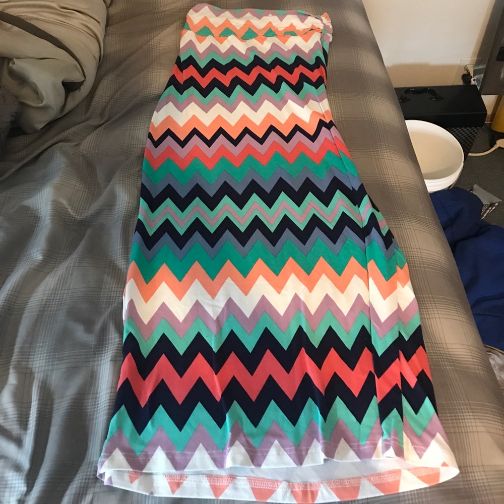 Zig zag stripped maxi skirt