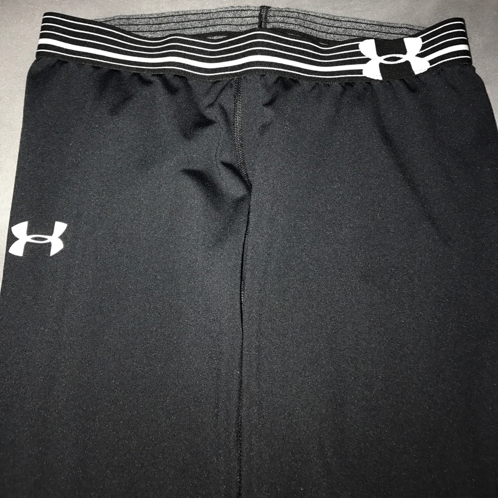 Under armor leggings! Kids XL, womens small-med