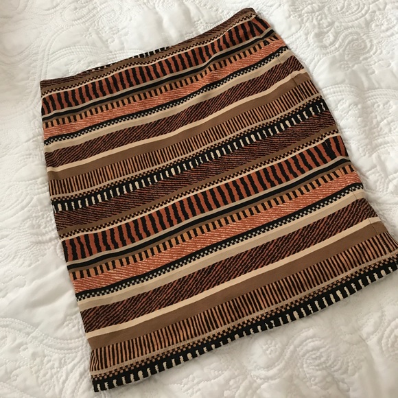 New Forever 21 Aztec Boho Print Mini Skirt Brown - Picture 2 of 4