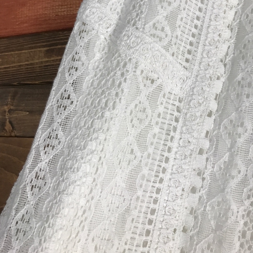 Ivory Lace Crochet Gaucho Crop Beach Pants 0 - Picture 4 of 5