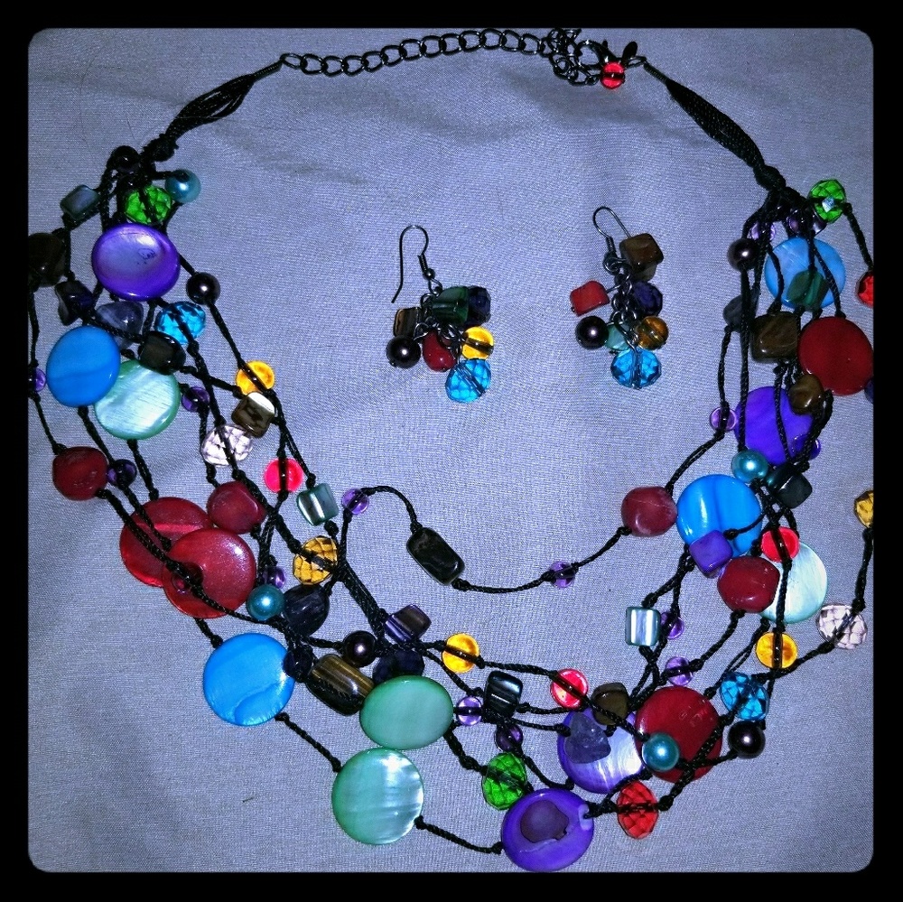 Premier Design Necklace & Earring Set
