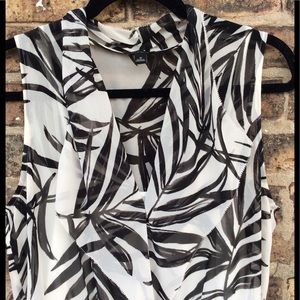 Ann Taylor White Ruffle Blouse w/ Graphic Print, 8