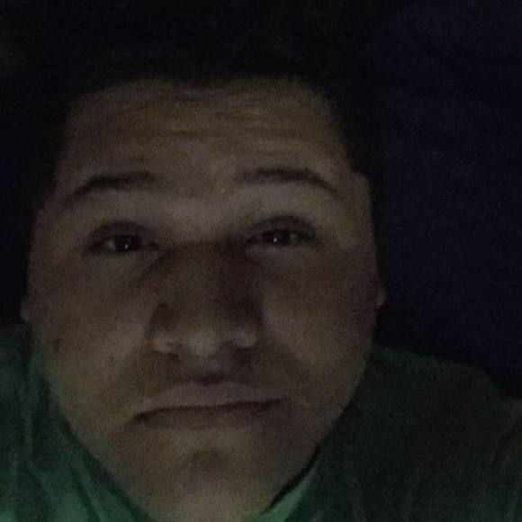 Meet your Posher, Carlos - Picture 1 of 1