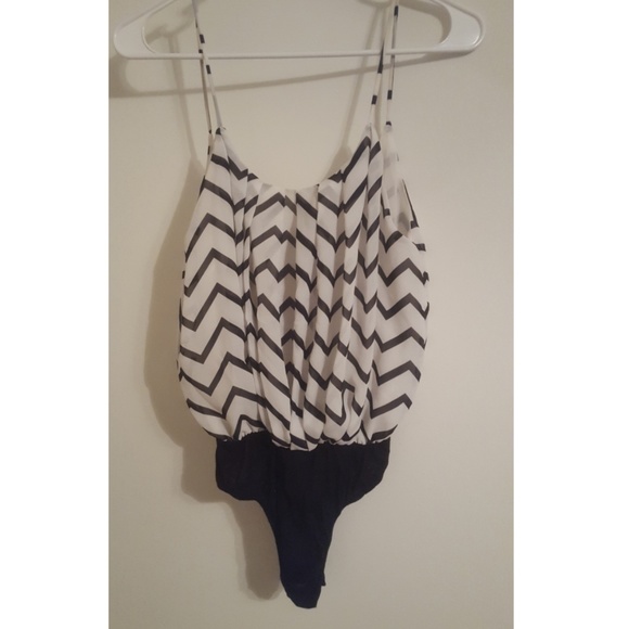 Chevron striped bodysuit - Picture 1 of 2