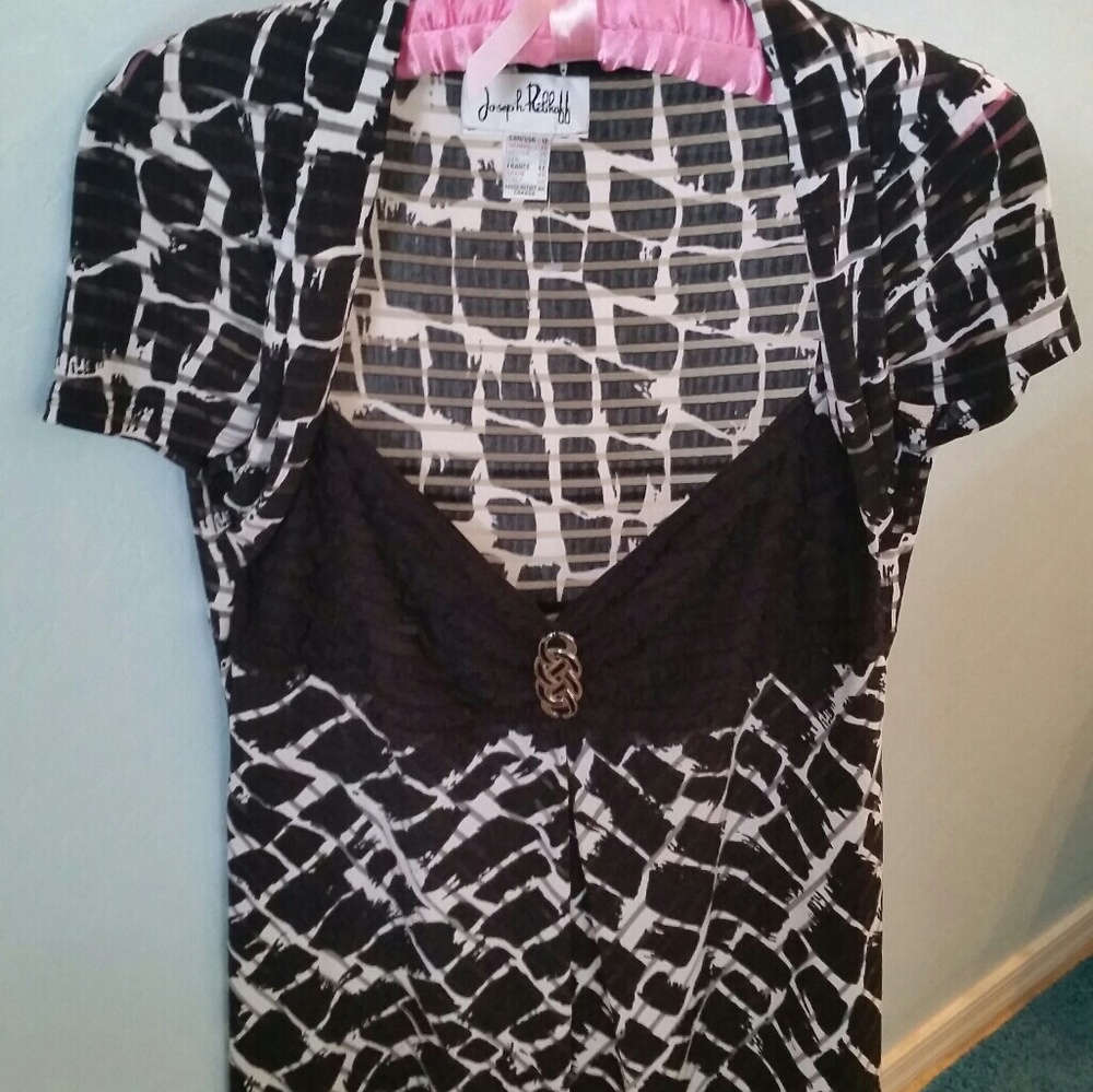 Lovely Black and White Blouse