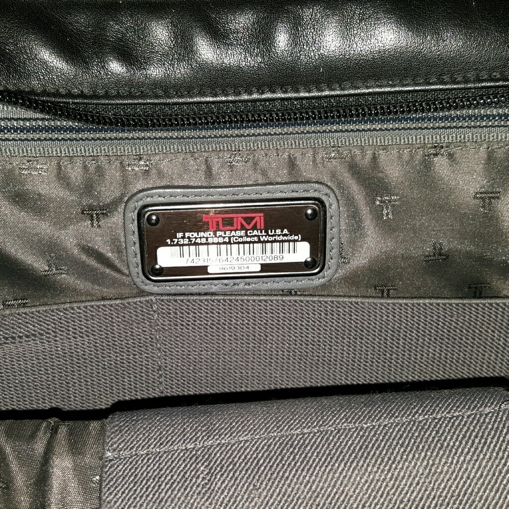 Tumi Messenger Bag View 3