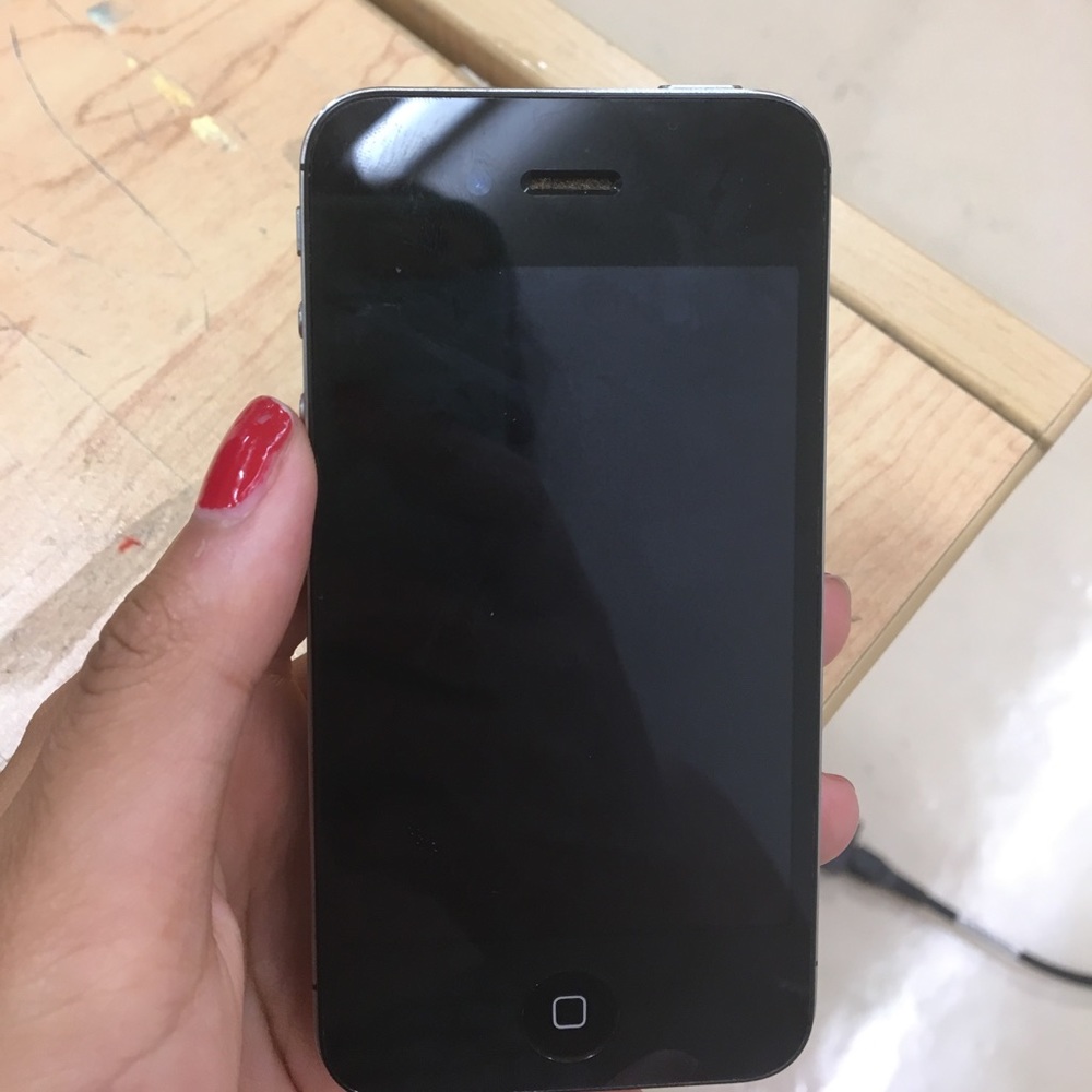 Black iPhone 4
