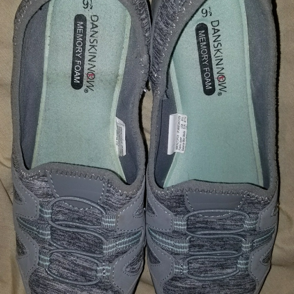 Gray flats
