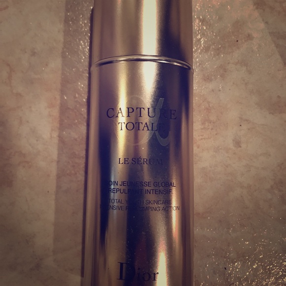 Dior capture totale le serum new unused *no box*