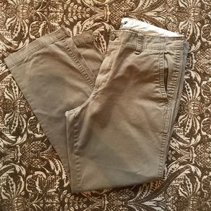 Old Navy Broken In Khakis 36x32