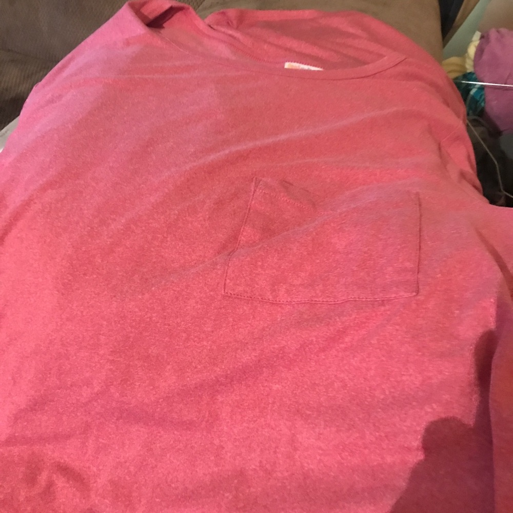 Lularoe Carly size 2x . It is very flattering.