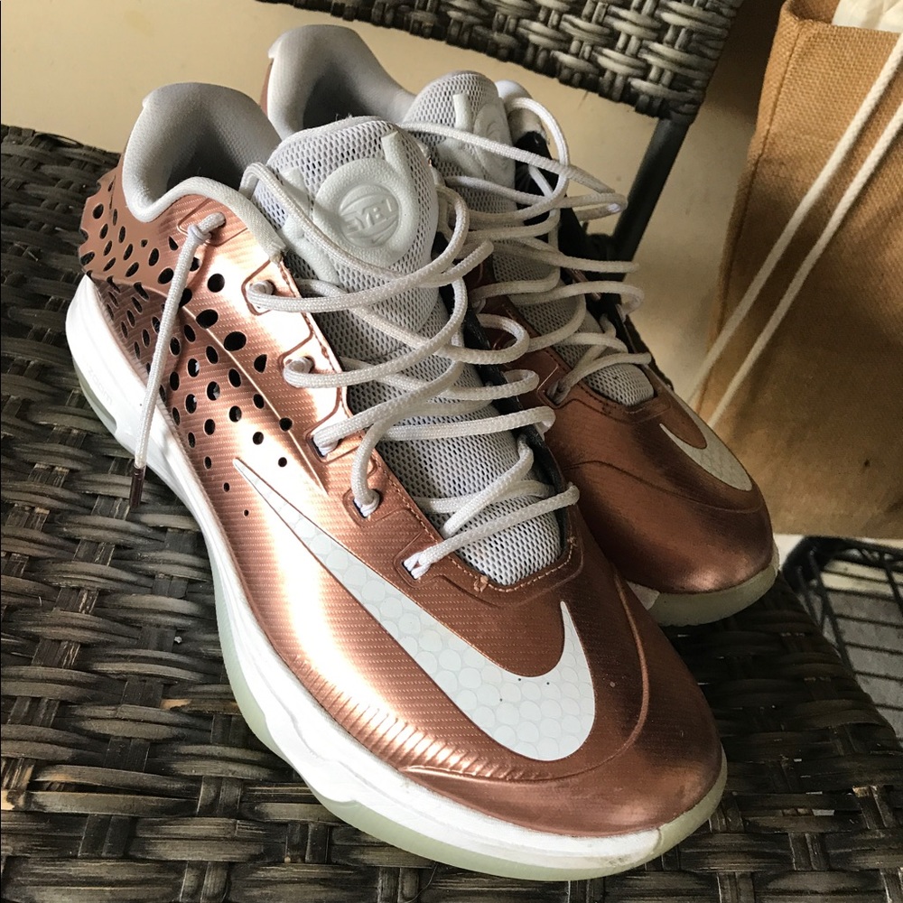 KD