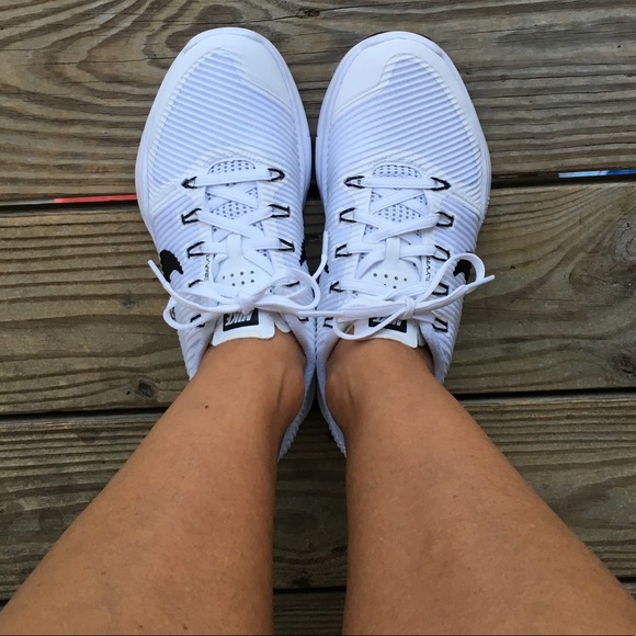 Nike Other - Nike Free Flywire Sneakers NWOB