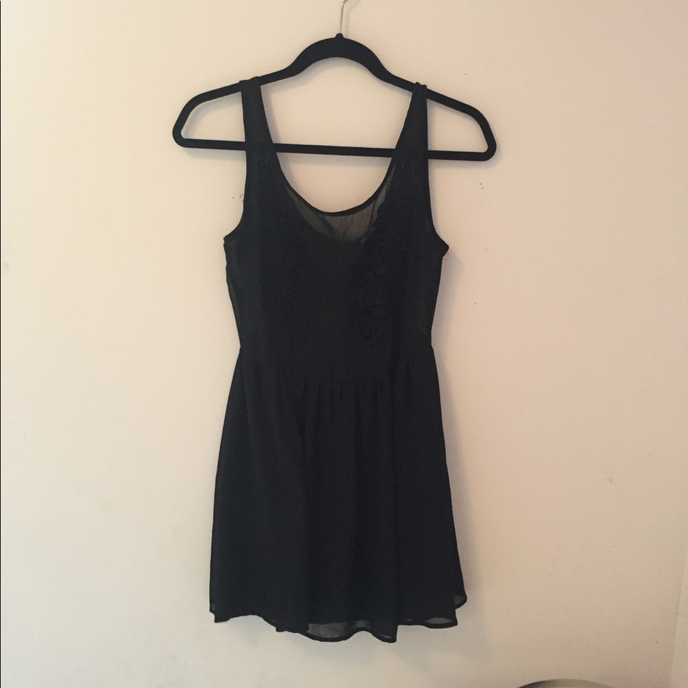 Tobi Sheer Lace Paneled Dress