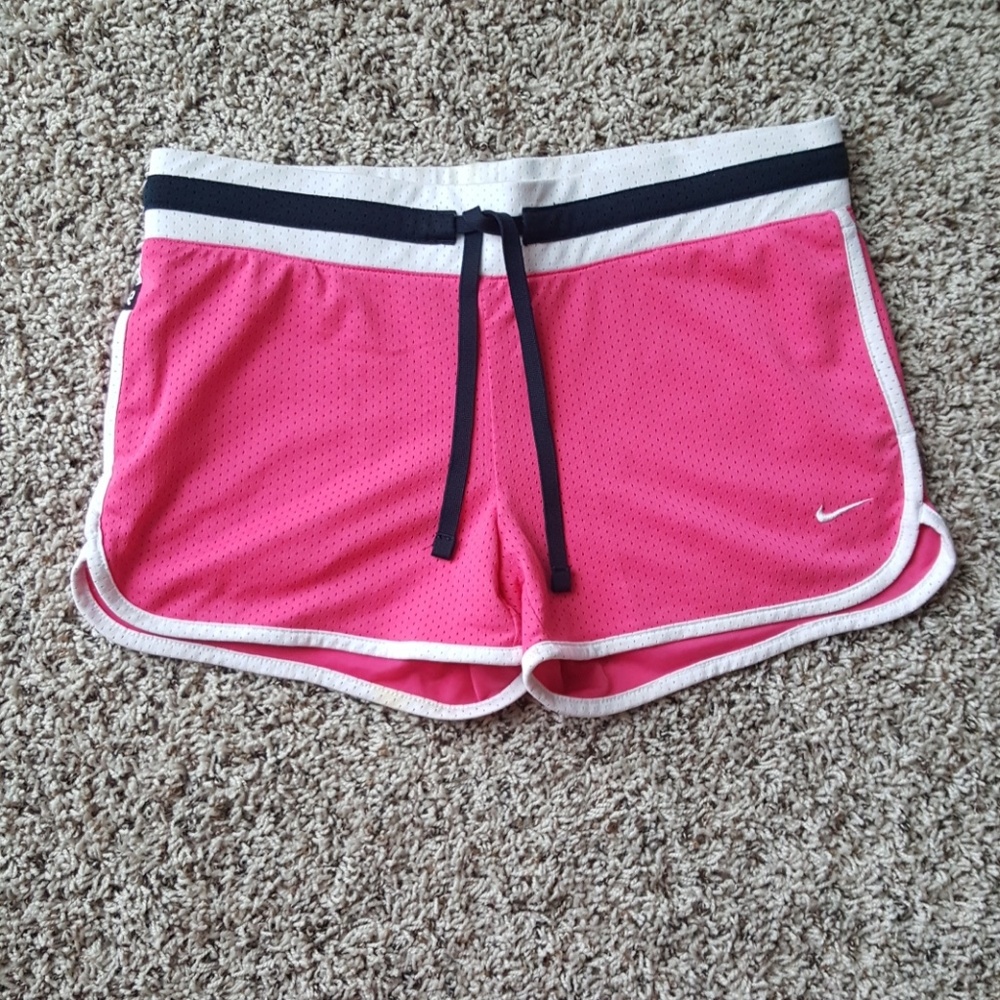 😊 NIKE Shorts 😊