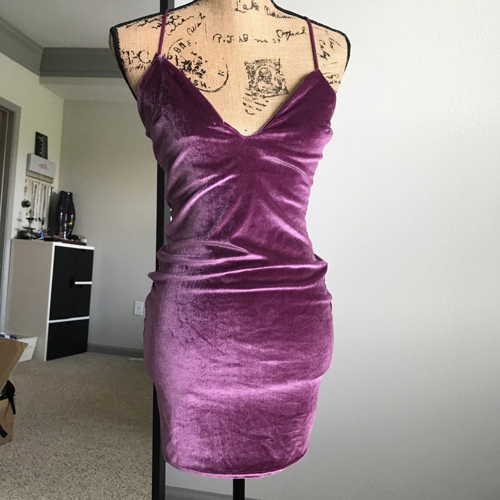 • fuscia velvet - Picture 2 of 6