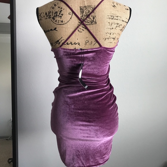 • fuscia velvet - Picture 3 of 6