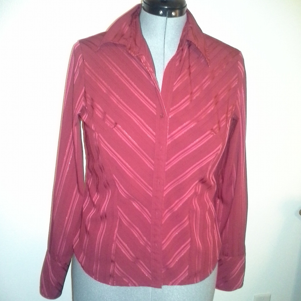 Bay Studio womens M red striped top