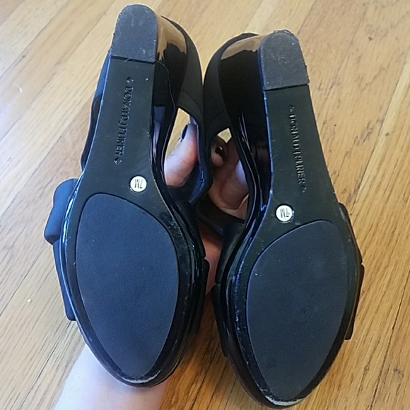 ♥ Donald J. Pliner Peep toe wedges - Picture 3 of 5