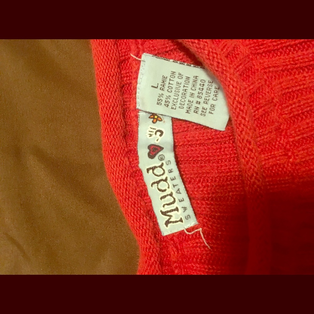 Red, cotton ,cropped Mudd sweater