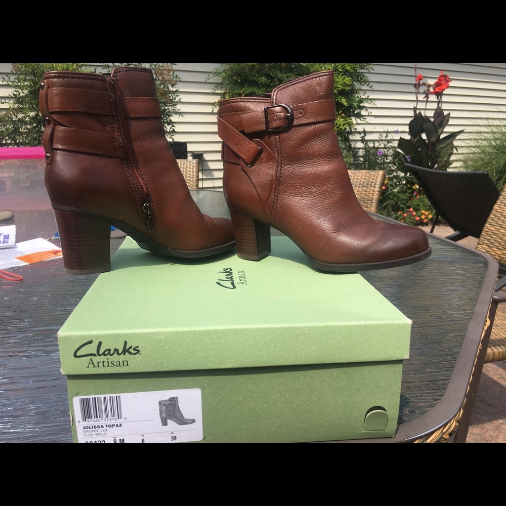 Brown leather Clarks booties