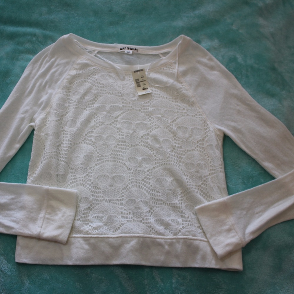 MAP TO MARS white skull halloween sweater (aero)