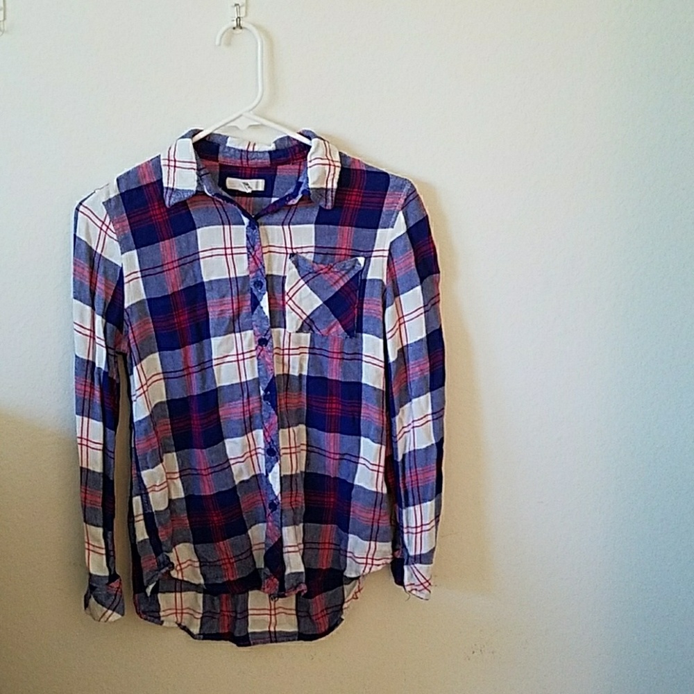 XS plaid shirt.