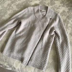 Loft Zip Up Sweater!