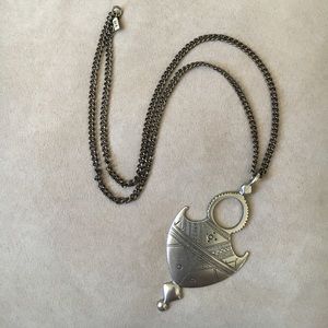 Vanessa Mooney layering pendant necklace