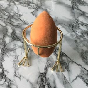 Gold Makeup Sponge Holder