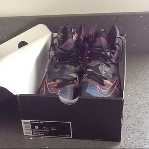 Lebron James Xlll men's tennis shoes