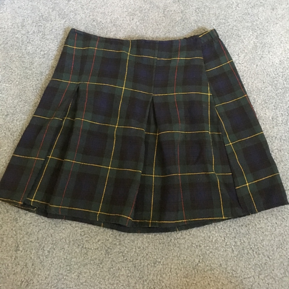 Brandy Melville plaid skirt