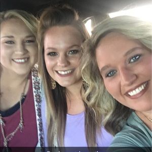 Meet your Posher, Kylee