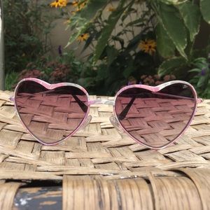 Heart-shaped sunnies