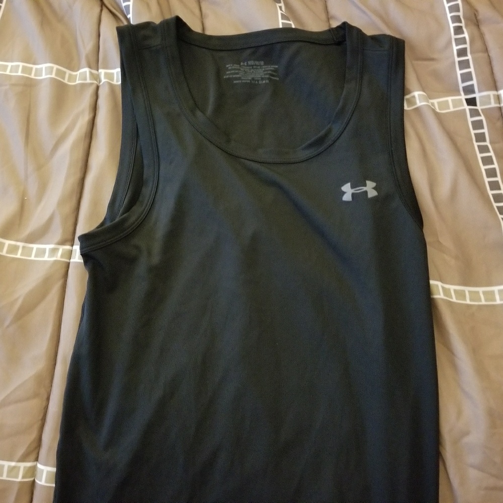 Under Armour tank top medium