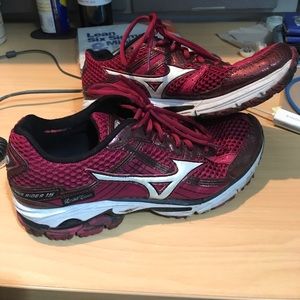 Mizuno Wave Rider 15