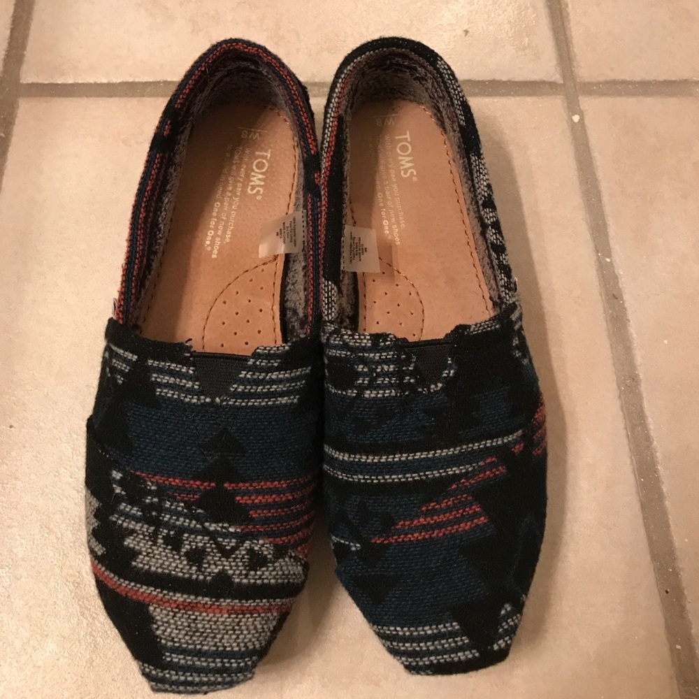 Toms shoes