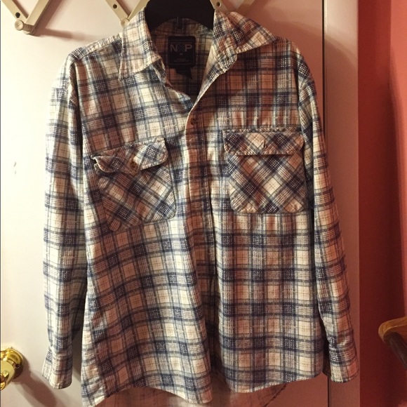 Northern explosion button up shirt - Picture 1 of 1