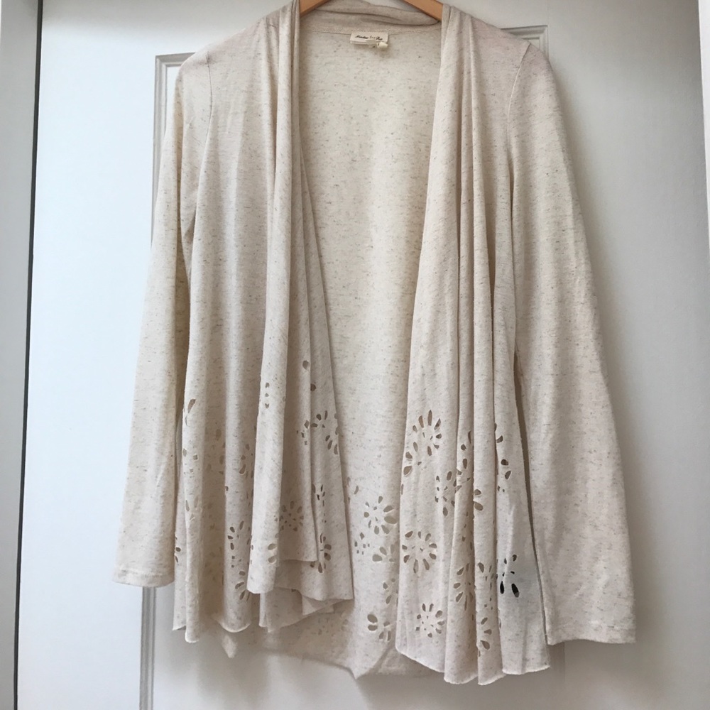 Drapey cardigan with floral cutouts
