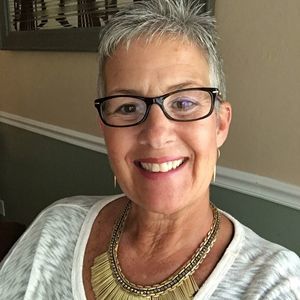 Meet your Posher, Debbie