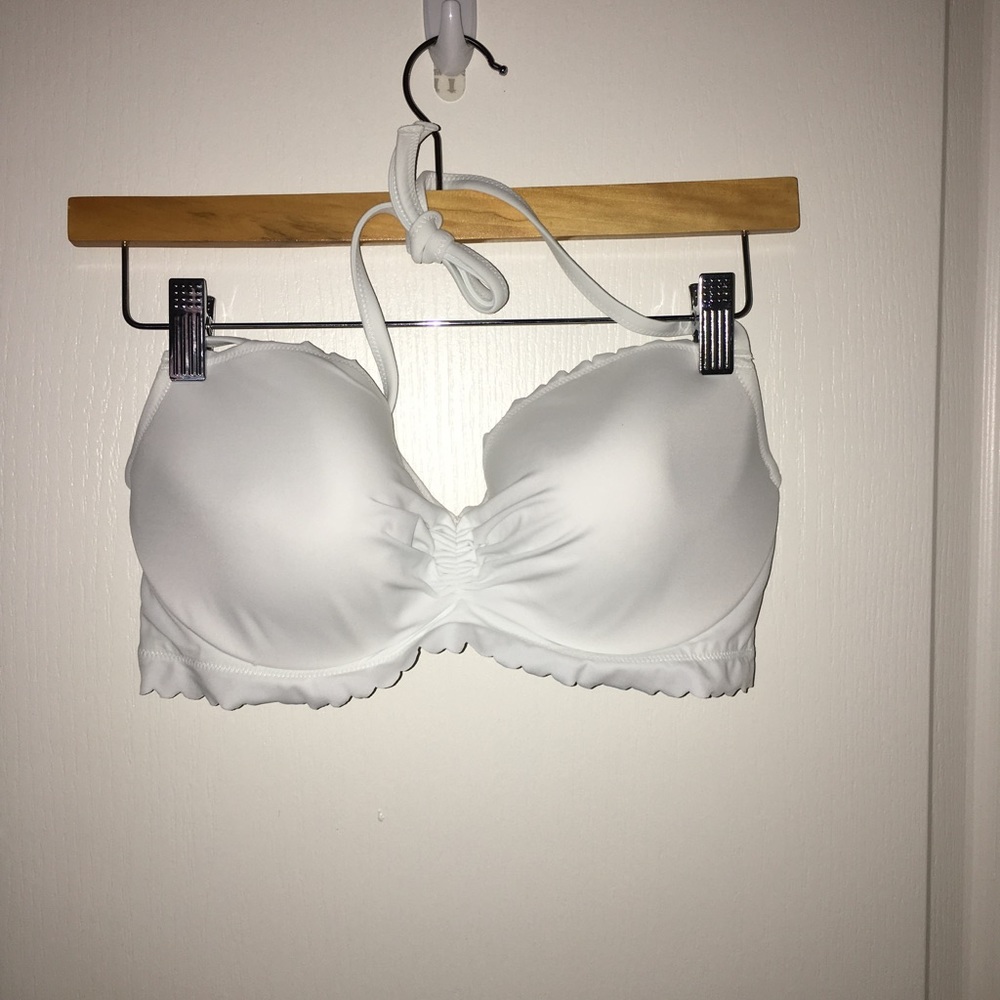 Victoria's Secret Getaway Halter Bikini Top NWOT
