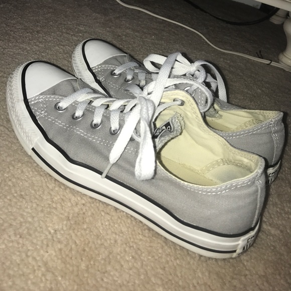 Grey Converse (Women's size 8) - Picture 2 of 3
