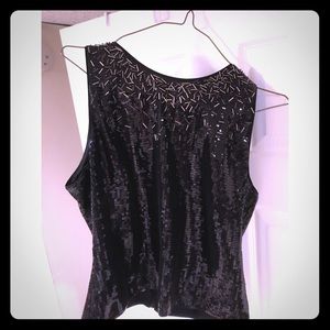 New halston heritage sequined top size 8 hand bead