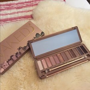 Urban Decay Naked 3 Eyeshadow Palette