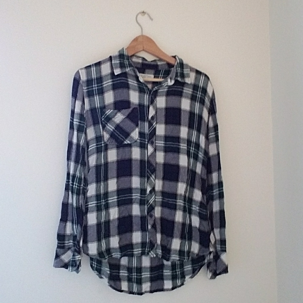 XS plaid ling sleeve shirt