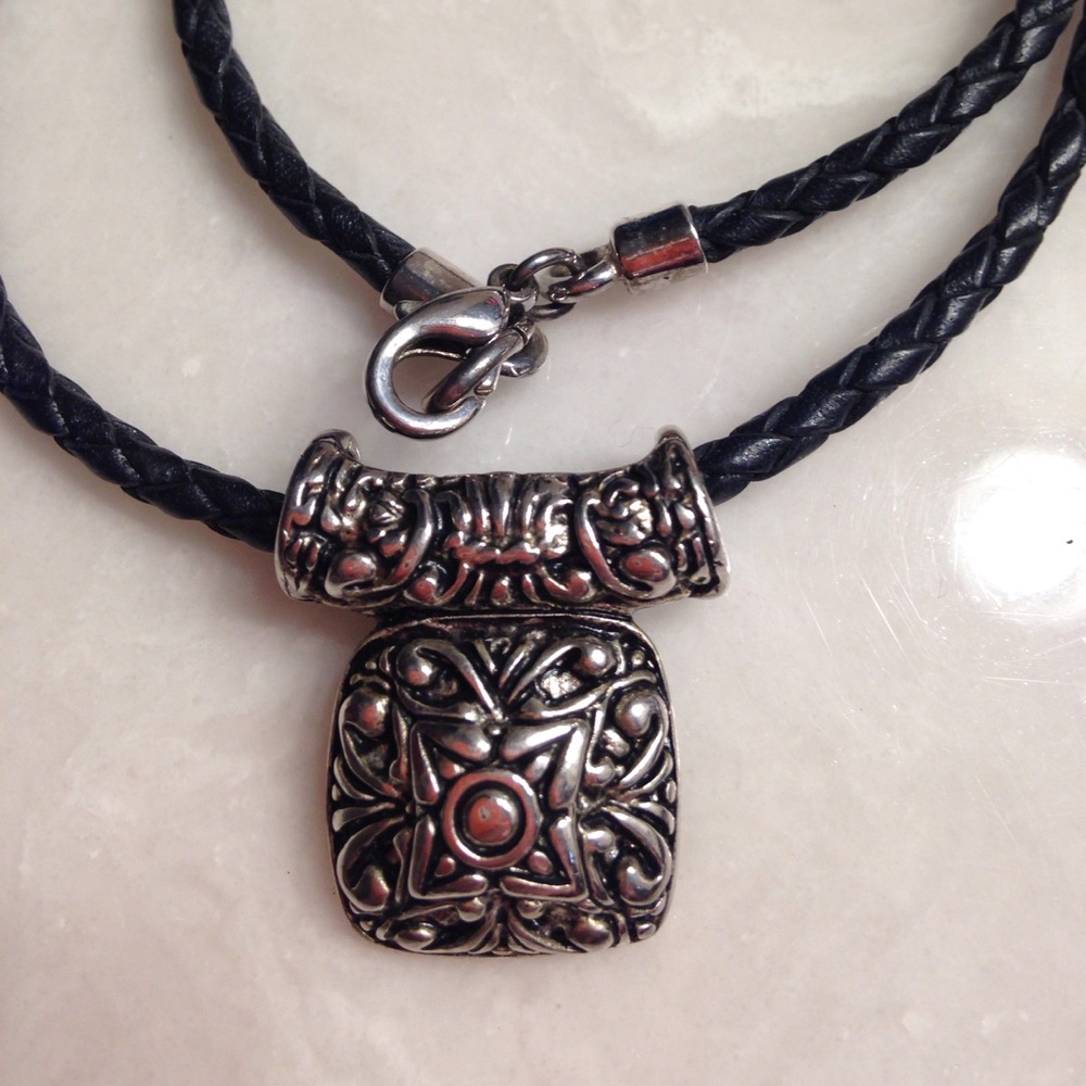 3-piece Ensemble Premier Designs Black & Silver